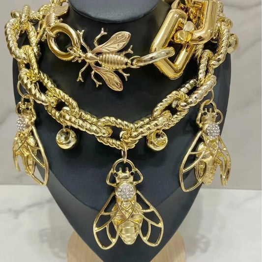 Chunky Bee Pendant Statement Chain Necklace for Women