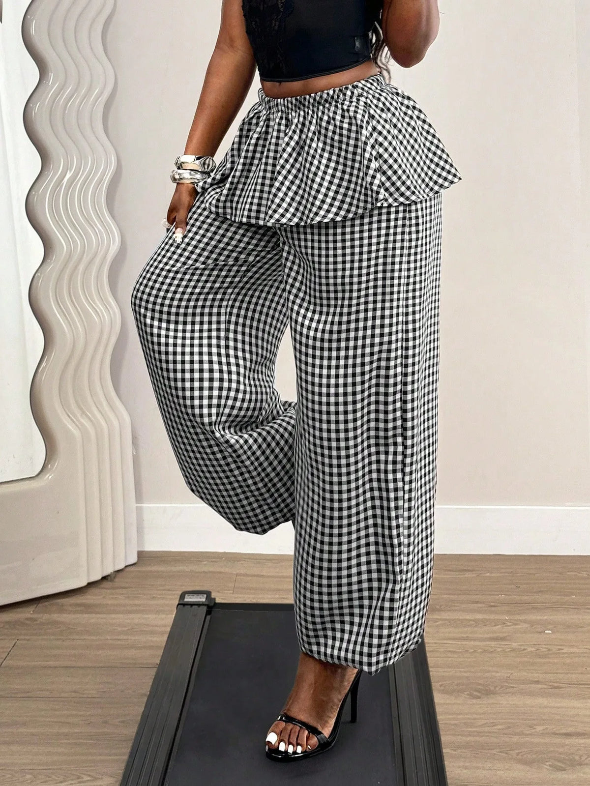 Sleeveless Top and Plaid Ruffle Pants Two Piece Set for Women