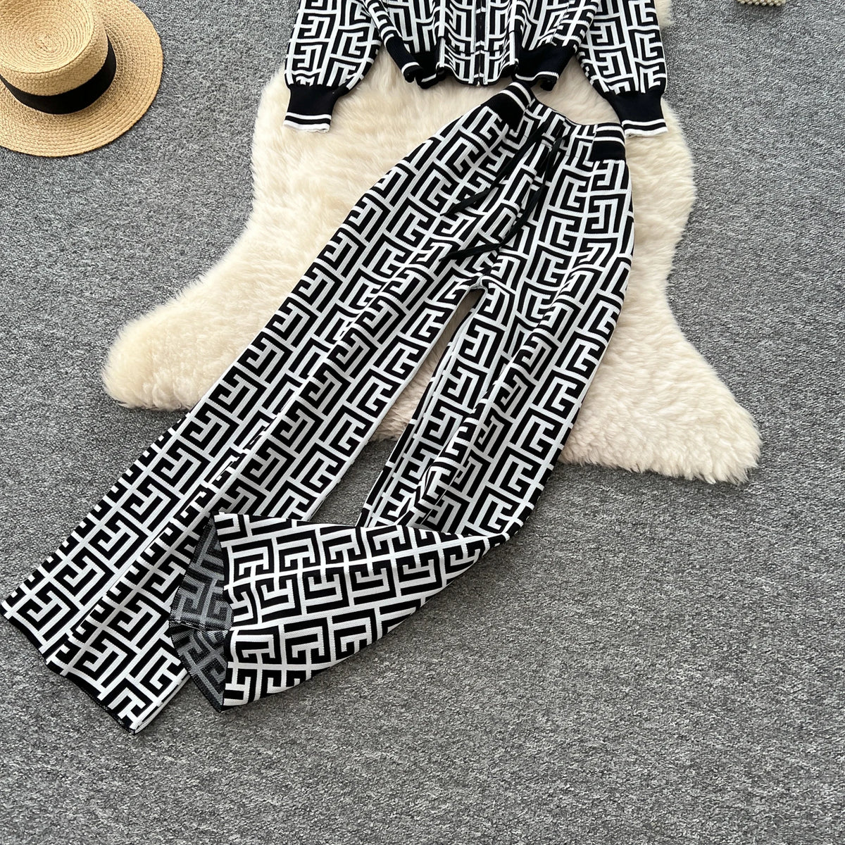 Geometric Print Hooded Knit Two Piece Set for Women