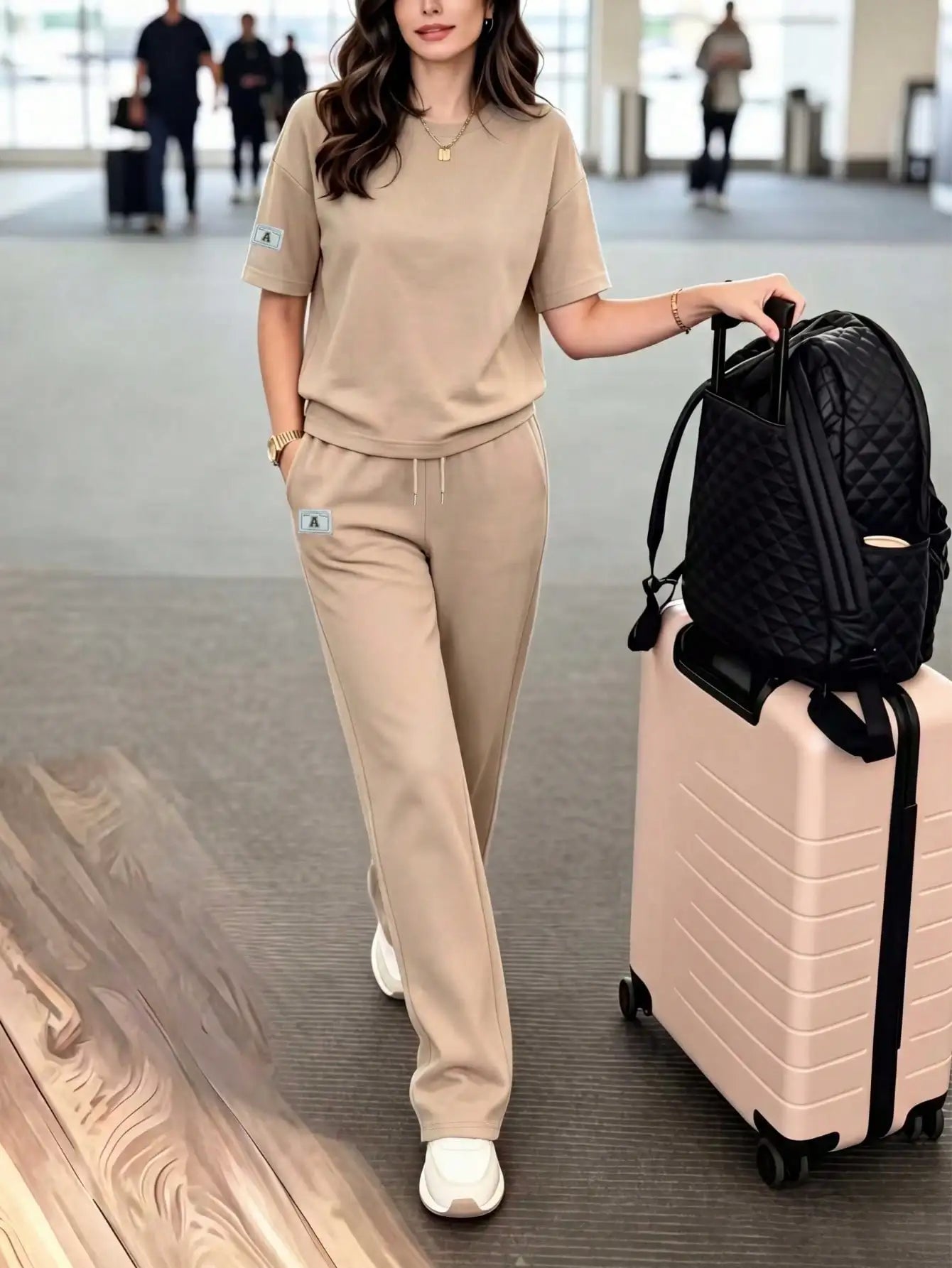 Women's casual two-piece set: crew neck T-shirt paired with long stretchy pants, comfortable loungewear set with pockets