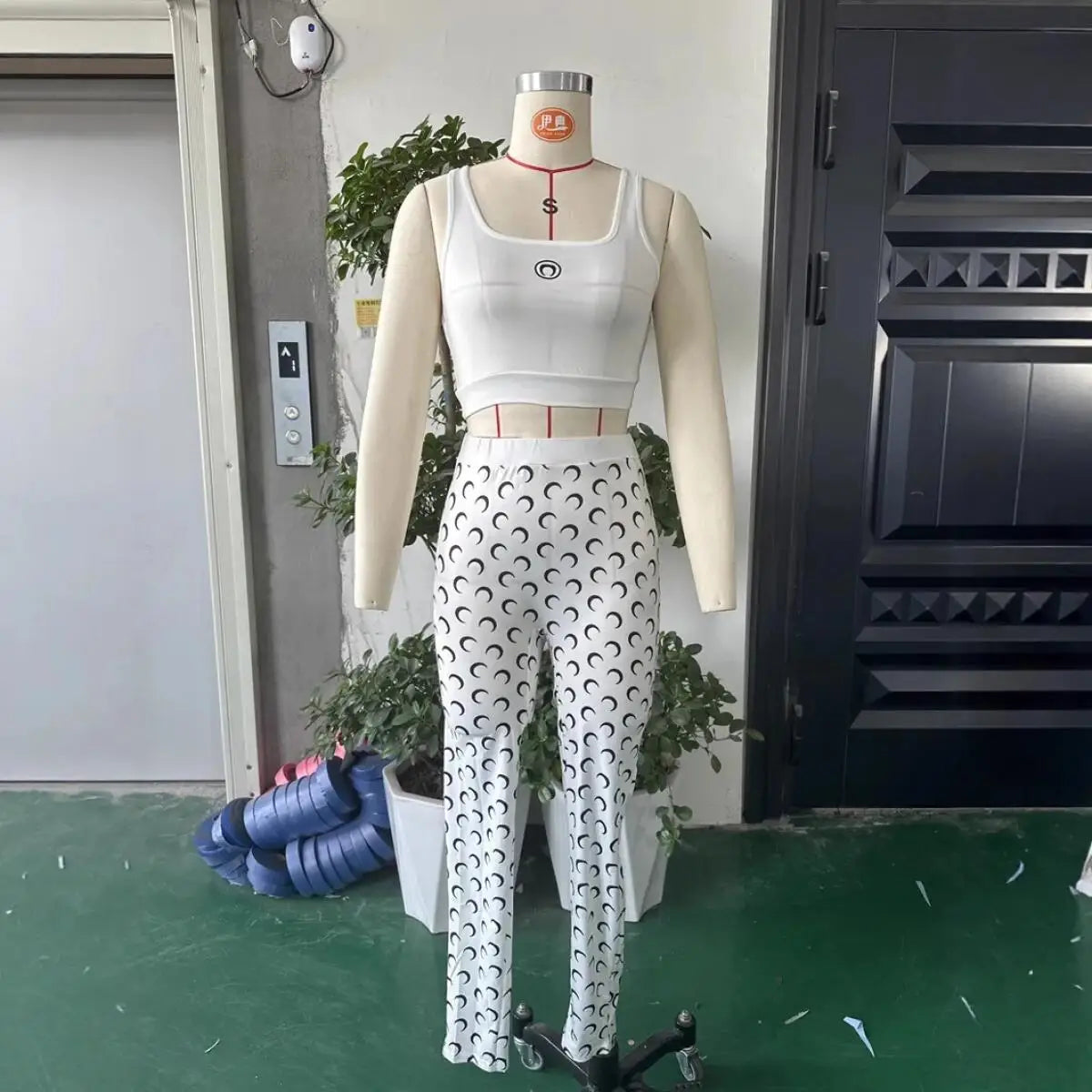 Y2K Crescent Print Slim Fit Two Piece Pants Set for Women