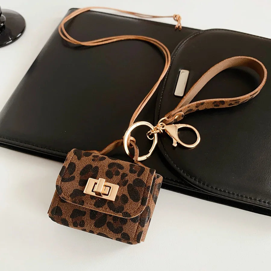 Vintage Leopard Print Pendant Necklace