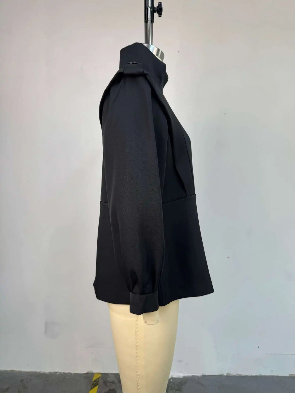 Elegant Short Trench Coat With Stand Collar for Women