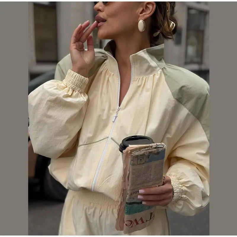 Contrast Half-Zip Stand Collar Short Jacket for Women