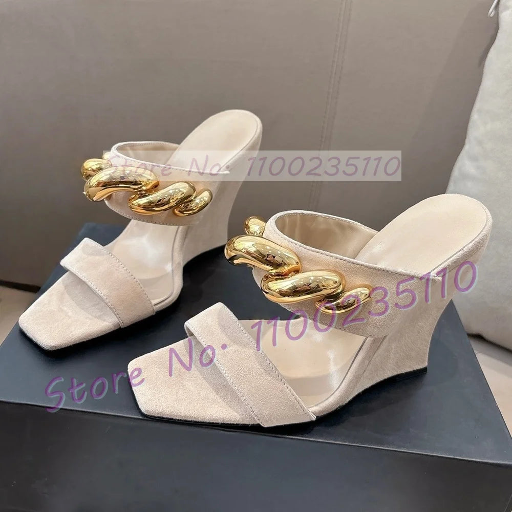 Gold Wave Metal Kid Suede Wedge Mules Women Luxury Square Open Toe Mules Front Strap Party Shallow Real Leather Beige Shoes