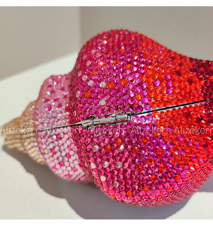 Glamorous Crystal Conch Shaped Rhinestone Evening Bag for Women