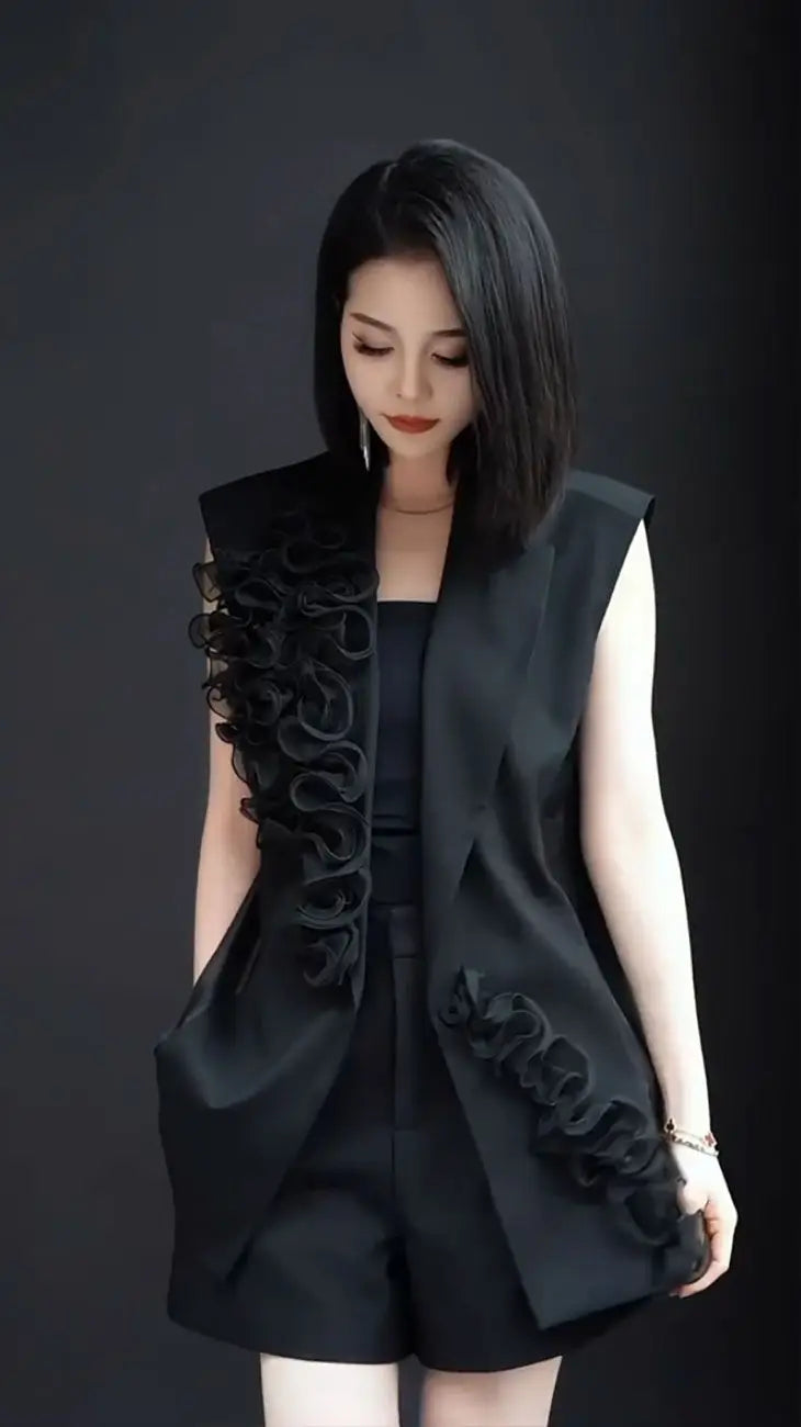 Black Floral V Neck Vest And Shorts Two Piece Set For Women