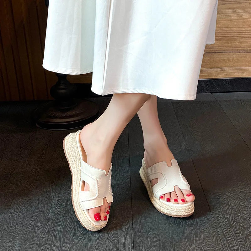 Vintage Retro Wide Strap Platform Casual Sandals For Women