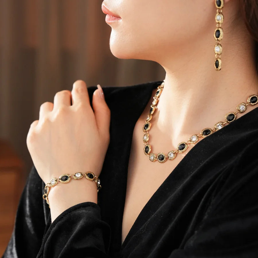 Retro Rhinestone Jewelry Set with Necklace and Earrings for Women