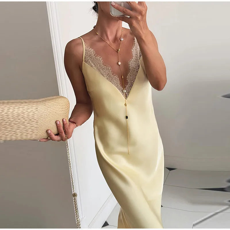 Elegant Lace V Neck Backless Maxi Evening Dress for Women