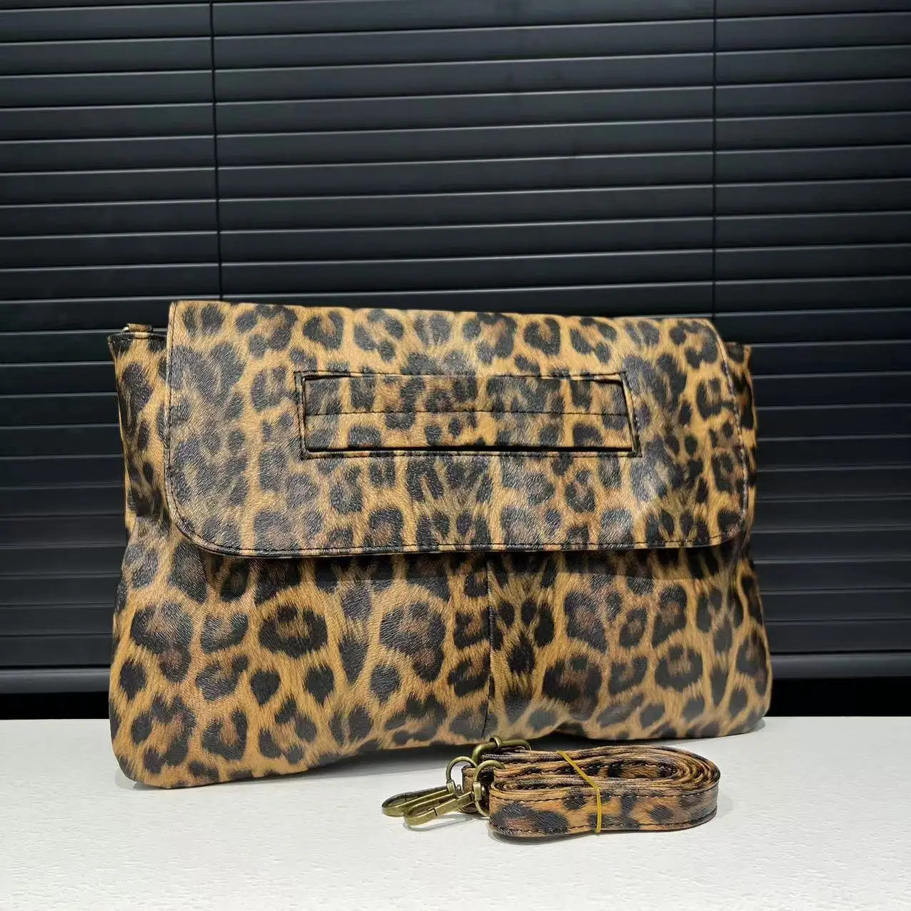 Leopard Print Retro Handbag High Capacity for Women