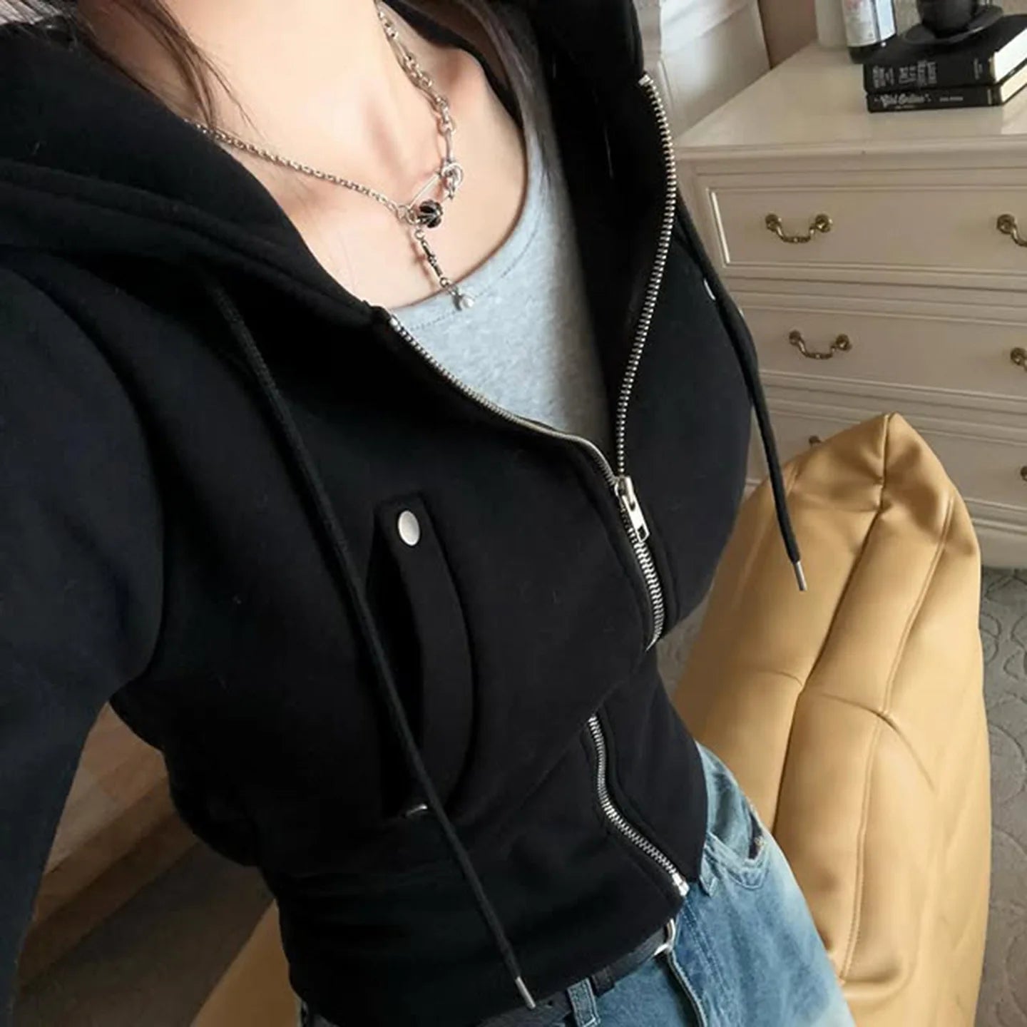 Y2K Winter Fashion Streetwear Women's Black Zip - Up Hoodie With Trendy Casual Long Sleeve Cropped Jacket Style Party