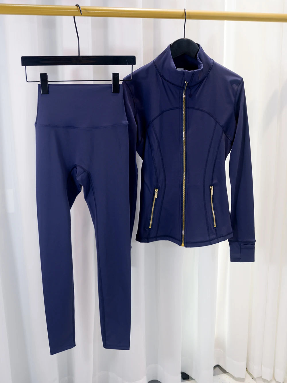 Slimming Gold Zipper Jacket and Yoga Pants Set for Women