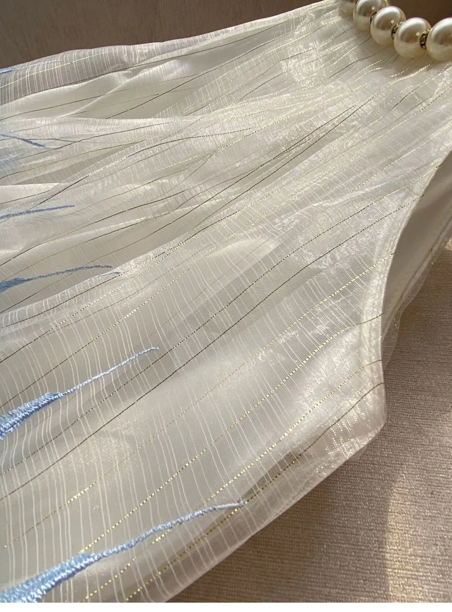 Fashion Sweet Short Elegant Dress 2024 Summer New Heavy Pearl Halter Blue Feather Embroidered Gold Thread Sleeveless Sling Dress
