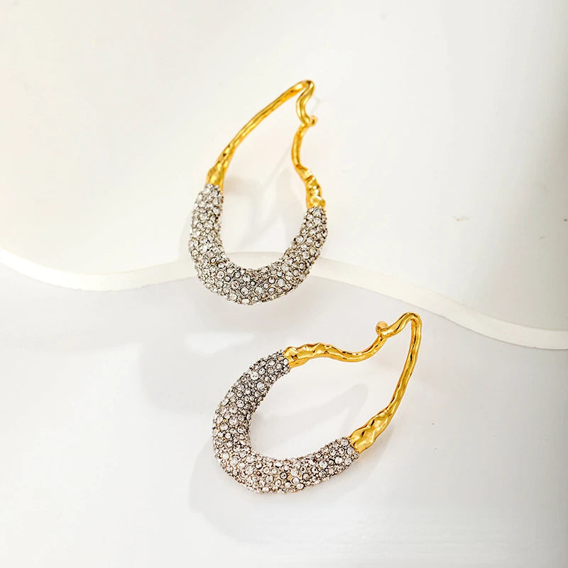 Stylish Geometric Two Tone Copper Stud Earrings for Women