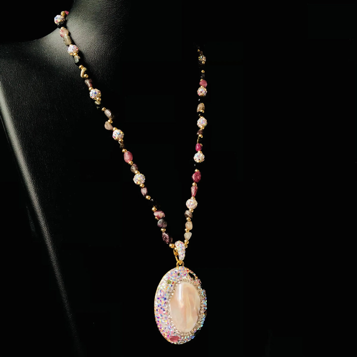 Freshwater Baroque Pearl Pendant Necklace for Women