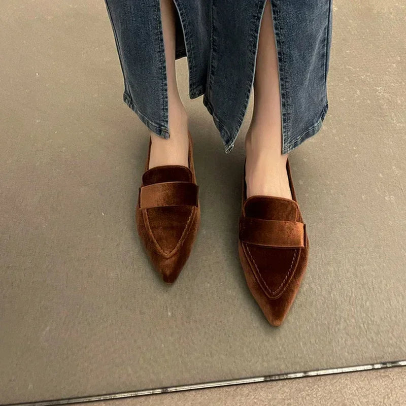 Slip On Casual Suede Pointed Toe Ballet Flats for Women