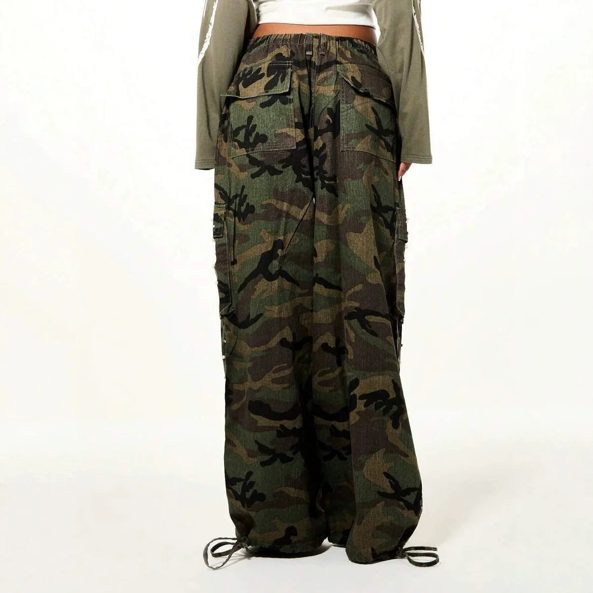 Loose Fit Camouflage Cargo Pants