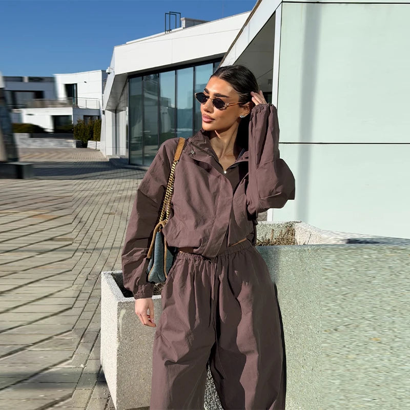 Solid Loose Suit Set with Stand Collar Crop Top and Drawstring Pants for Women