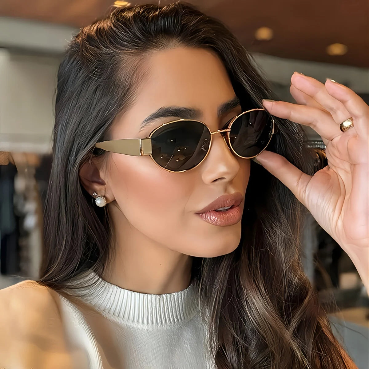 Trendy Classic Metal Frame Oval Sunglasses for Women