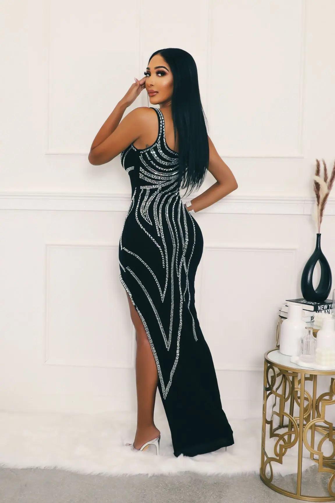 Elegant Rhinestone V-neck Floor Length Evening Dress for Women