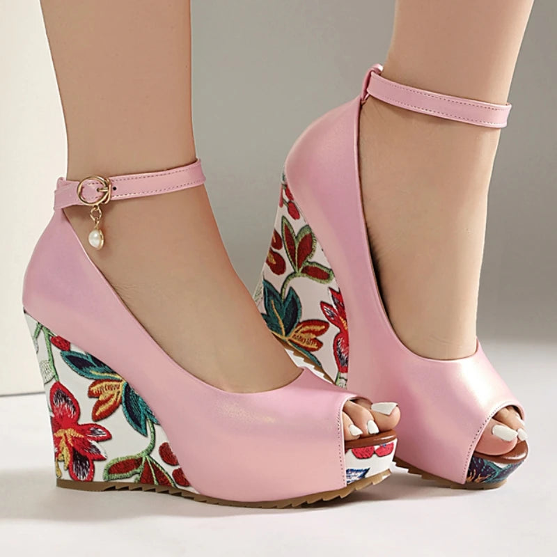 Strappy Buckle Platform Wedges