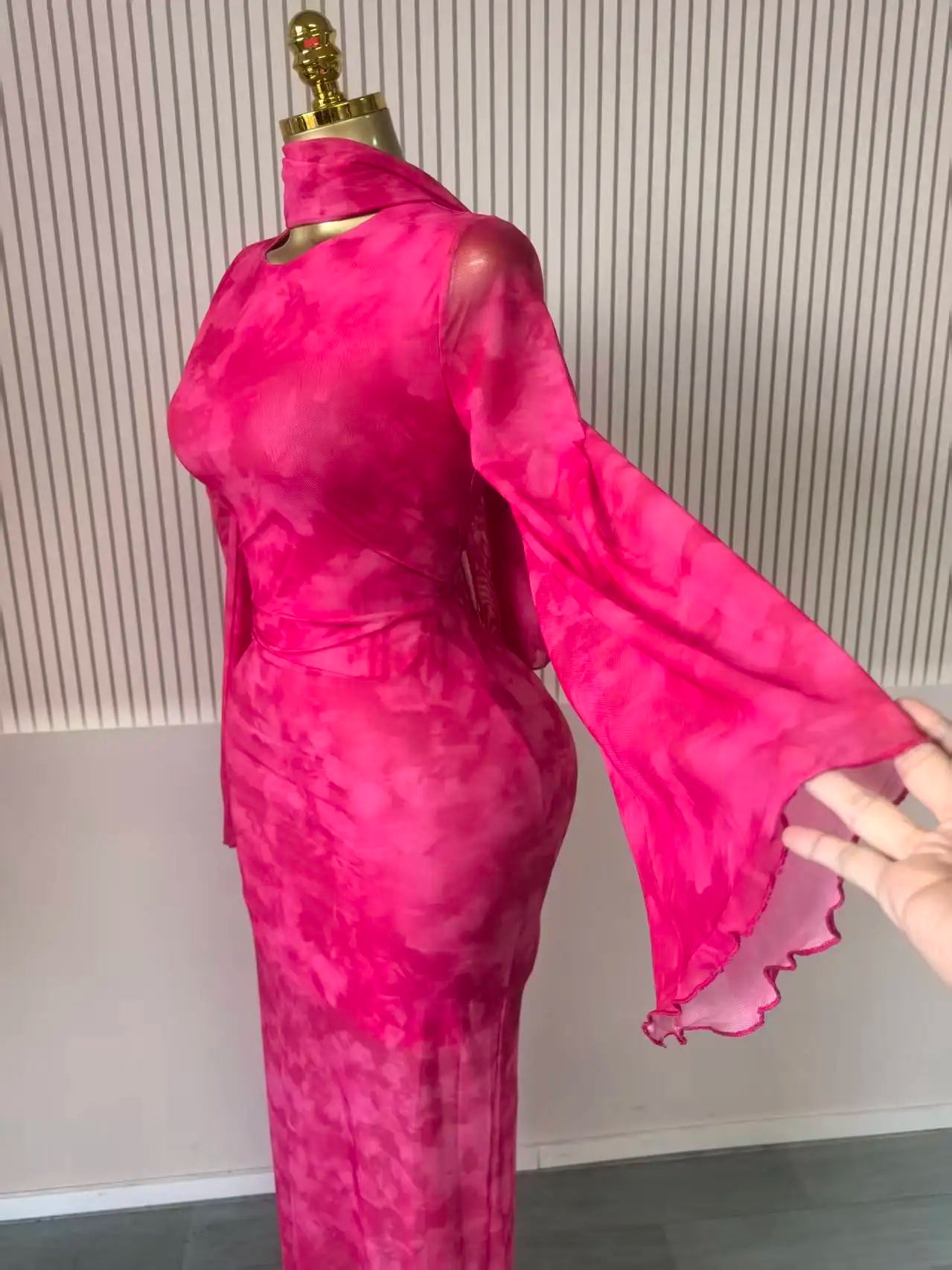 CM.YAYA Women Tie Dye Lace Up Back with Scarf Bodycon Midi Long Sleeve Pleated Maxi Dress Party Education Vacation Long Dresses