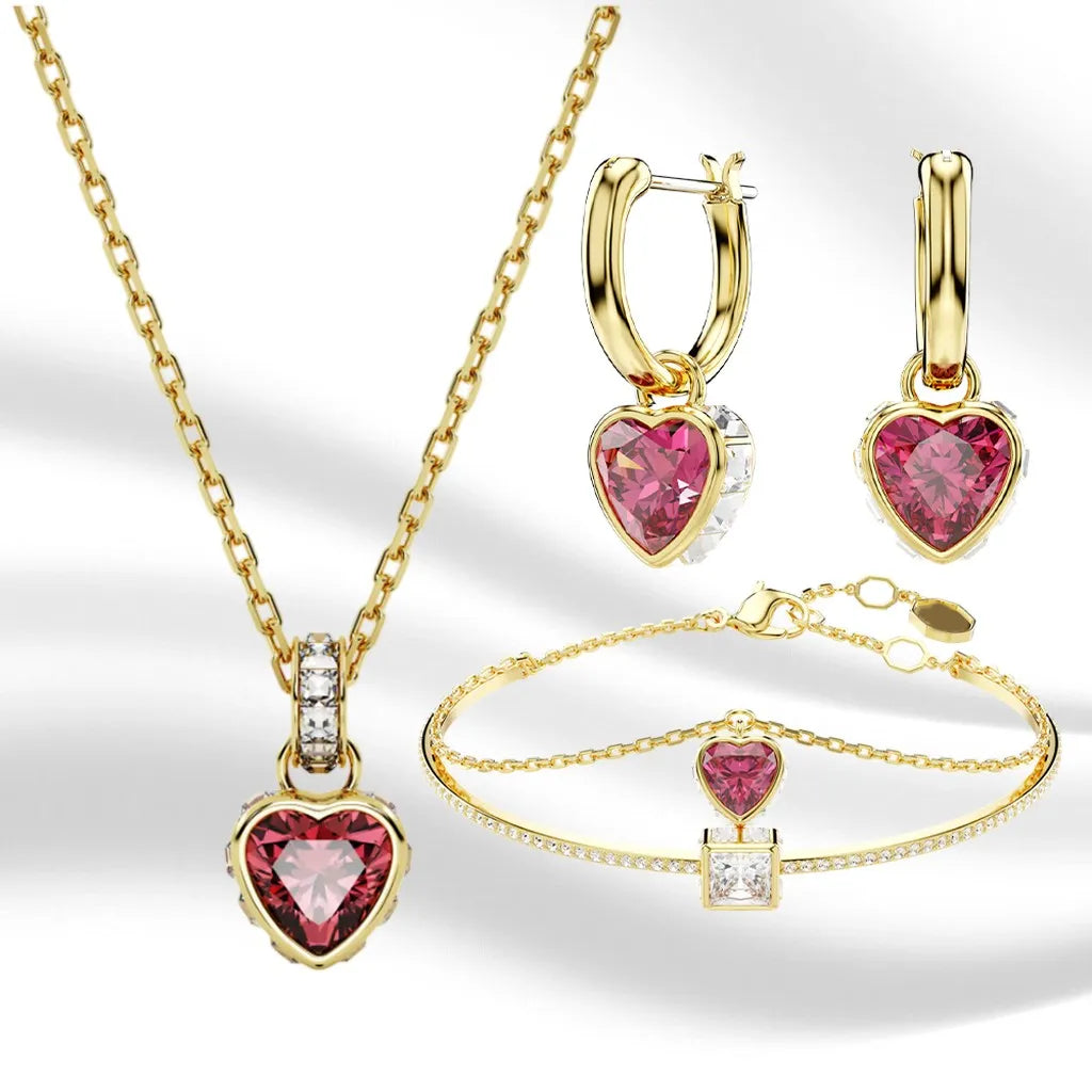 Elegant Gold-Plated Mixed-Cut Crystal Pendant Necklace for Women