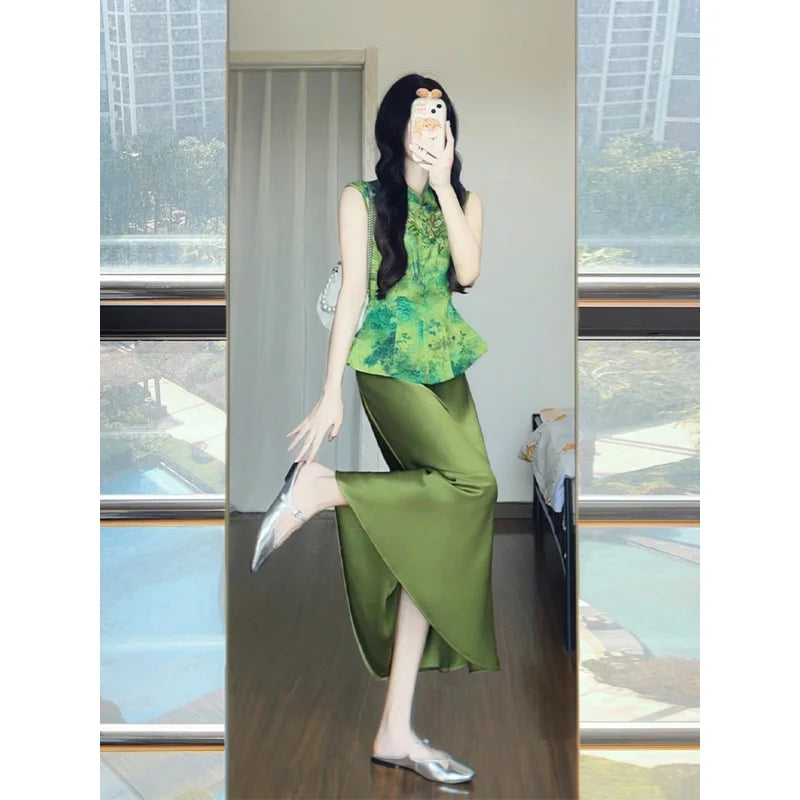 Chinese Style Green Printed Top And Satin Skirt Set for Women