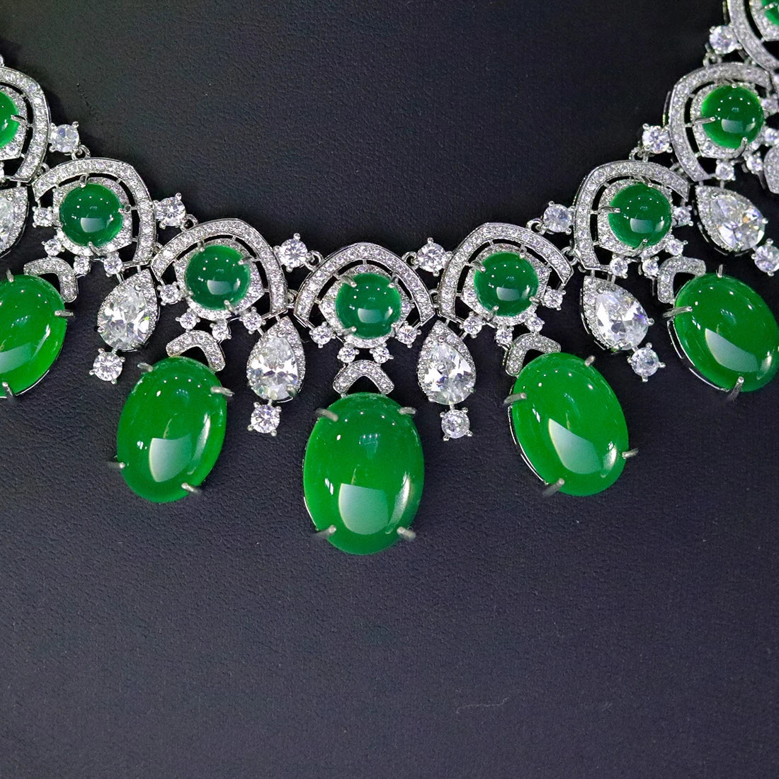 Green Teardrop Crystal Necklace and Earring Set for Women