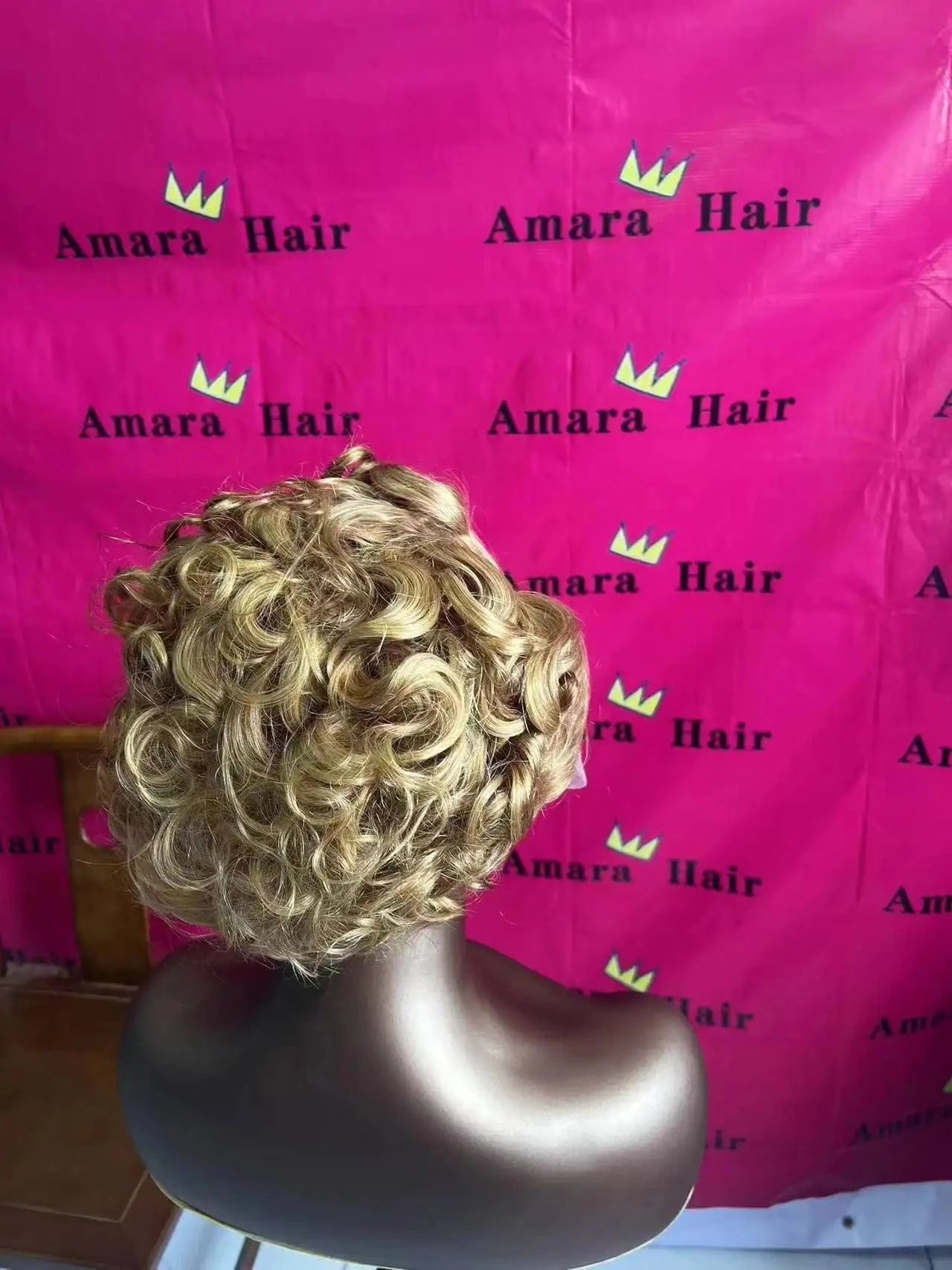 Amara hot selling brazilian pixie wigs yellow color human hair hd thin lace wig 200% density vietnamese pixie curl wigs in stock