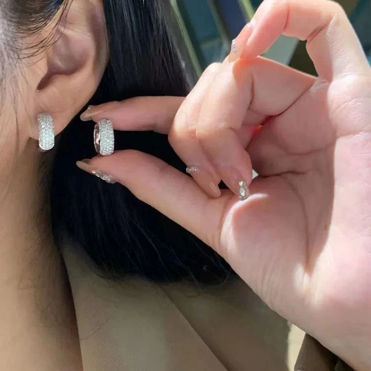 Amazing gift 5 rows iced out moissanite diamonds 10K solid gold earring cuffs fine jewelry earrings women