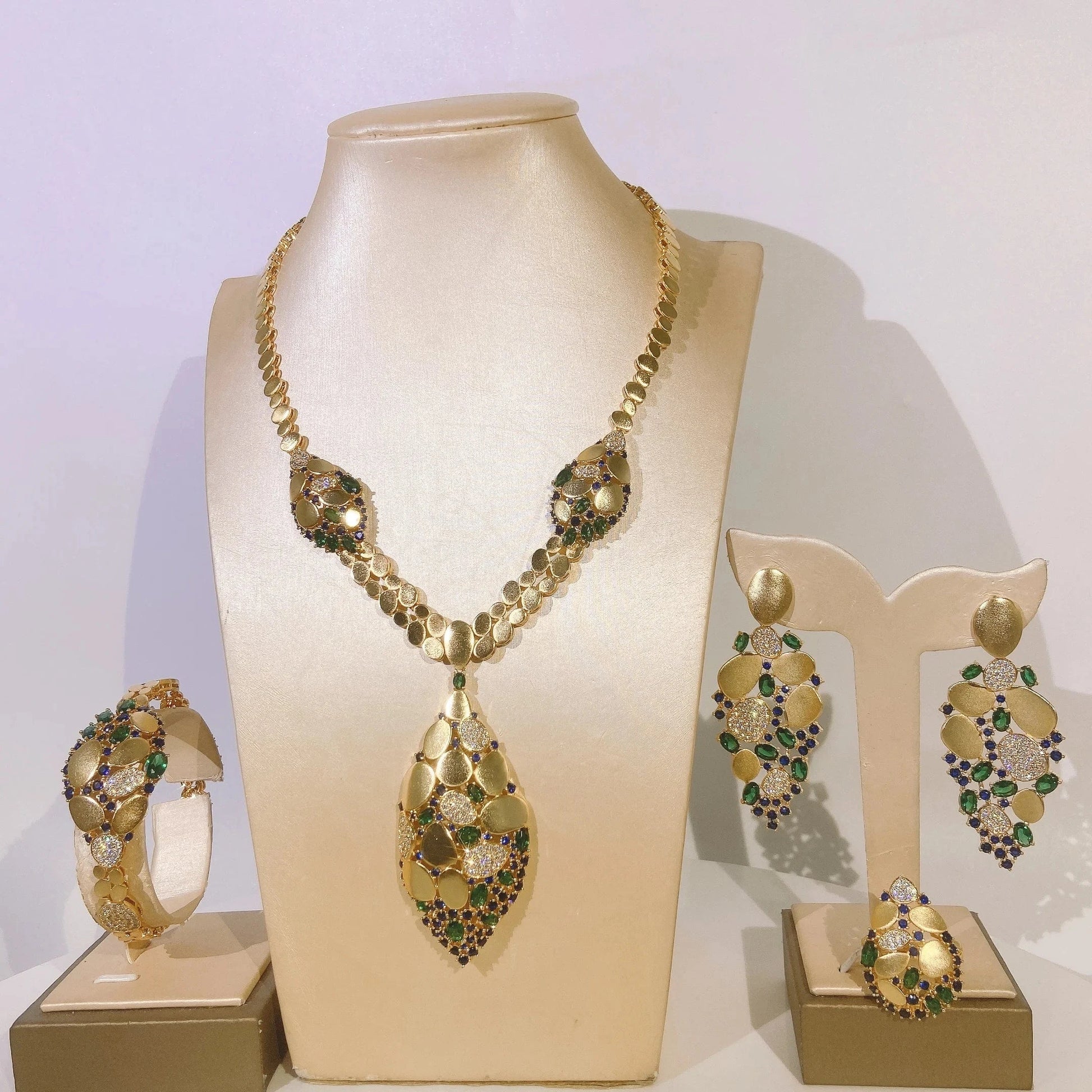 American Diamond Bridal Jewellery Sets / Adjustable / HZ220803211 Zhuerrui Fashion Lady Necklace American Diamond Jewelry Set Artifical American Diamond Bridal Wedding Jewelry Sets HZ220803211