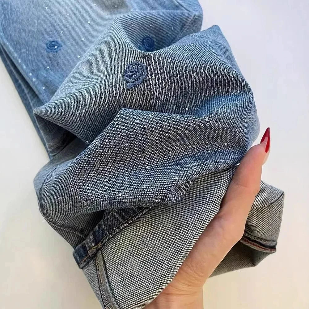American retro blue embroidery rhinestone rose jeans women's summer new high waist heavy industry washed slim straight pants.