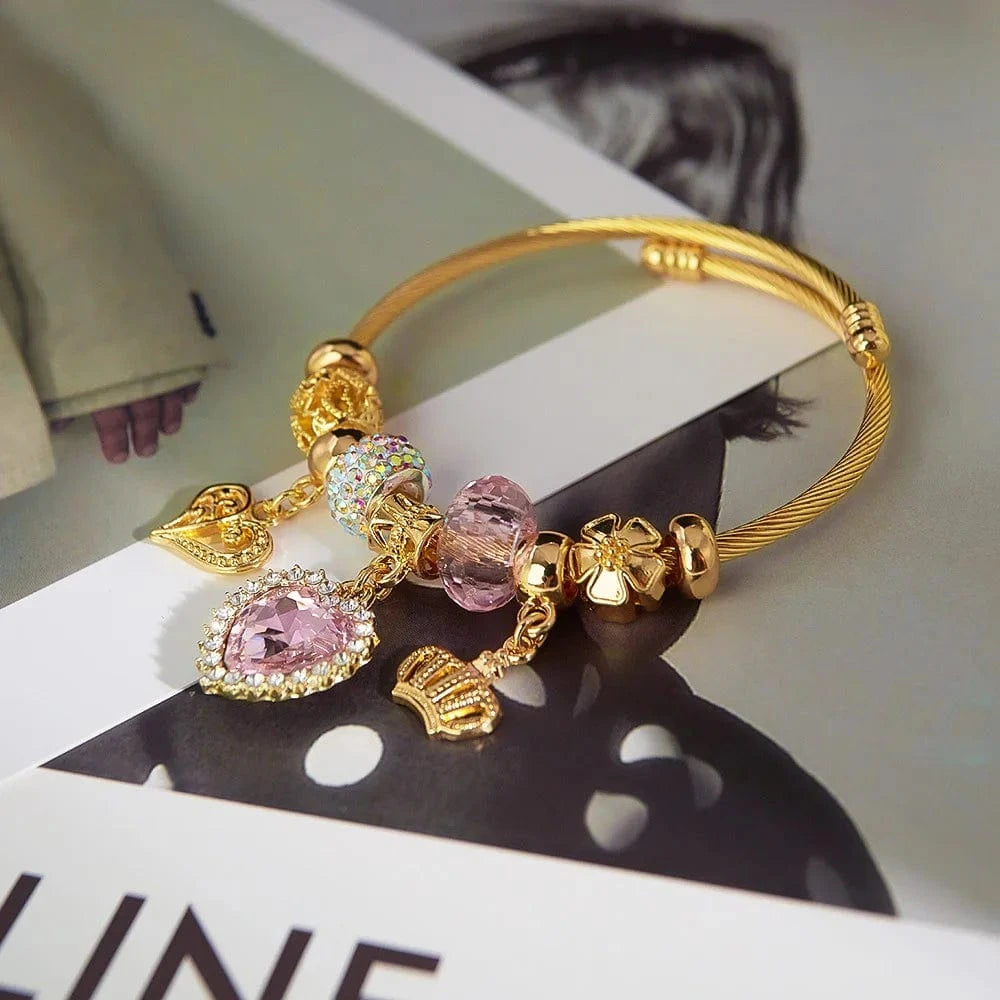 as pic / J1 Luxury Women's Diamond Heart Bracelet Classic Gold Plated Stainless Steel Charm Bracelet for Wedding Party Fashionable Gift