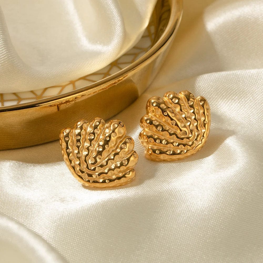 as picture / 1 New titanium steel earrings stainless steel ear studs jewelry ornaments shell earrings