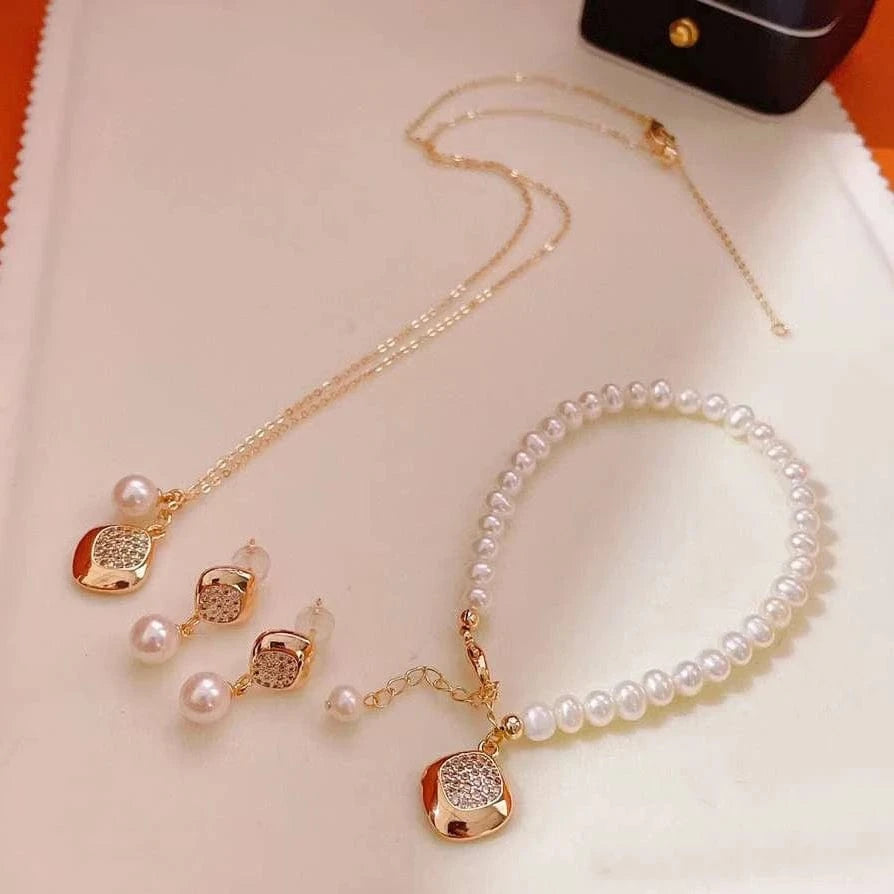 As picture Explosive set gift box launched 18k gold plated pearl stud earrings + pendant + freshwater pearl bracelet pearl jewelry set