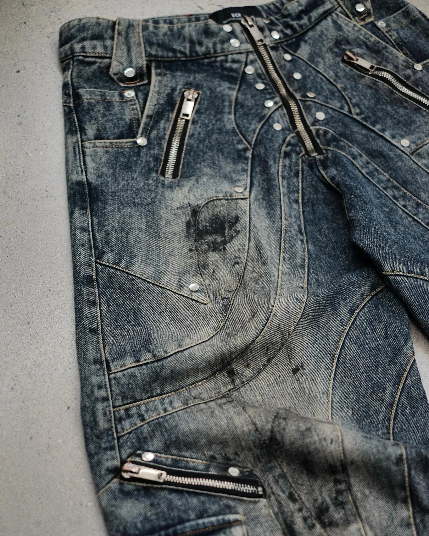 Baggy Denim Jeans Zippered Ripped Detailing Streetwear Gothic Style - SN Wigs & More