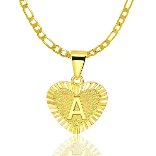 Best Selling 18k Gold Plated Initial Letter Pendant Women 26 Letters Love Tiny Heart Shaped Stainless Steel Jewelry