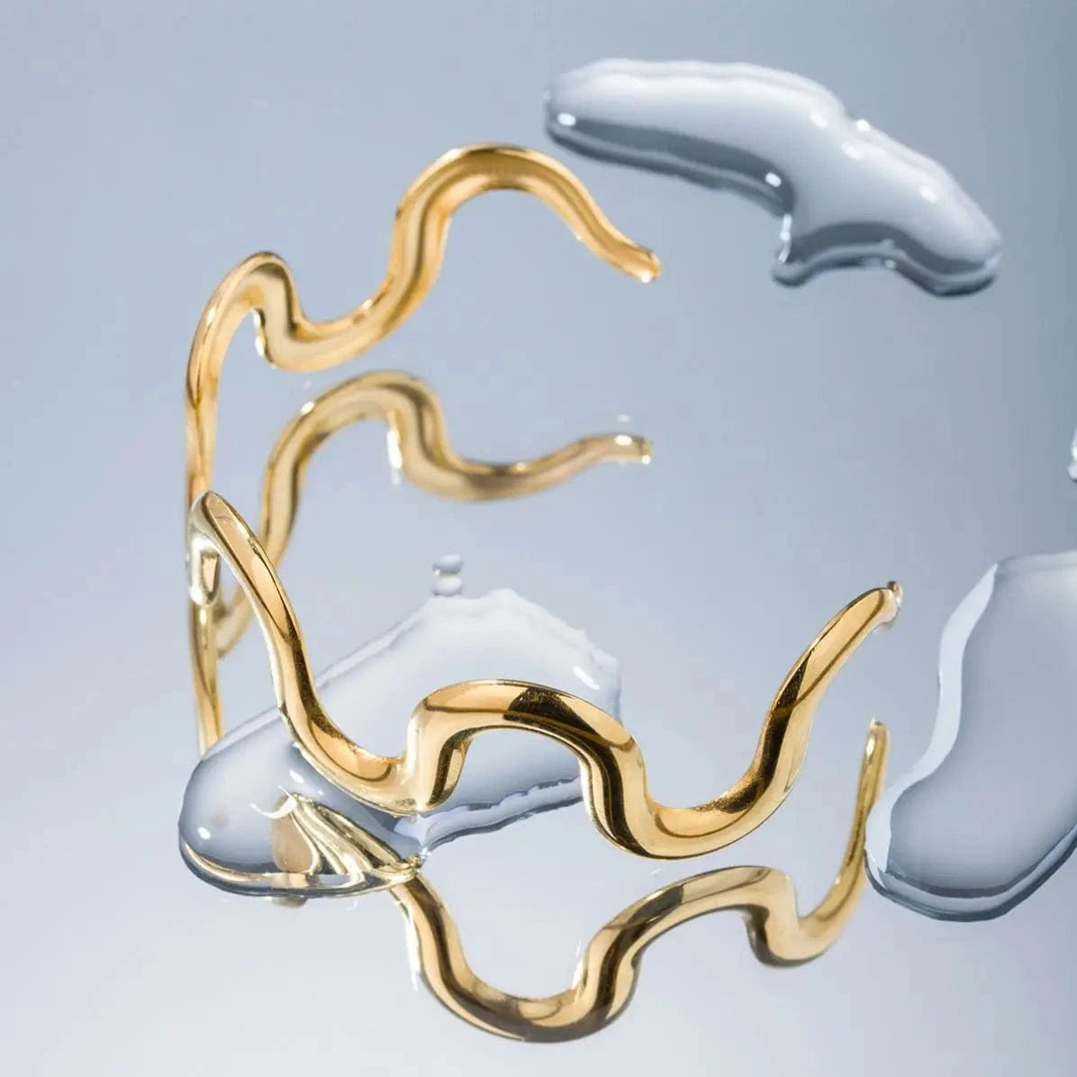 BG879 Jewelry 18K Gold Plated Wave Bracelets Gift Stainless Steel Twist Wavy Cuff Bangle for Women