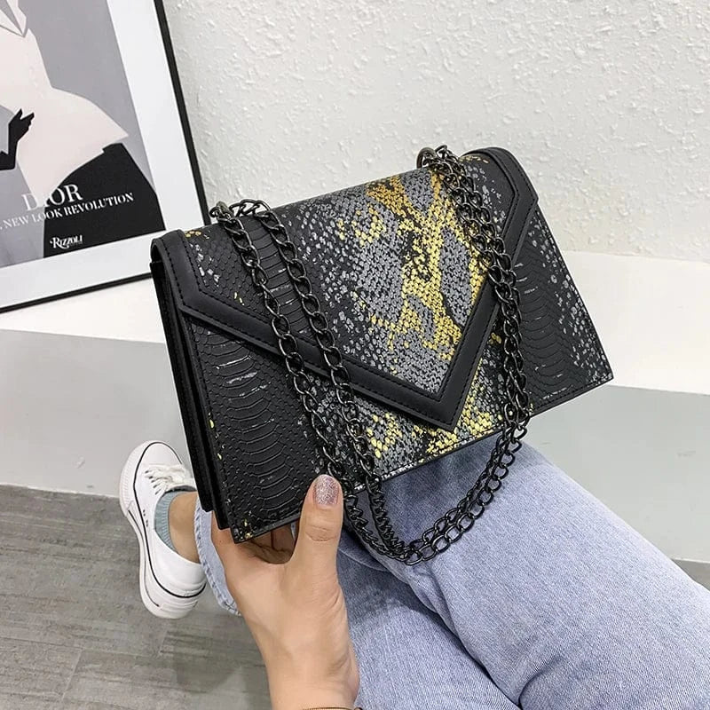 Black 2024 New Fashion Girls Snake Skin Luxury Hand Bags Woman Chain Shoulder Purses Ladies Cute Handbags
