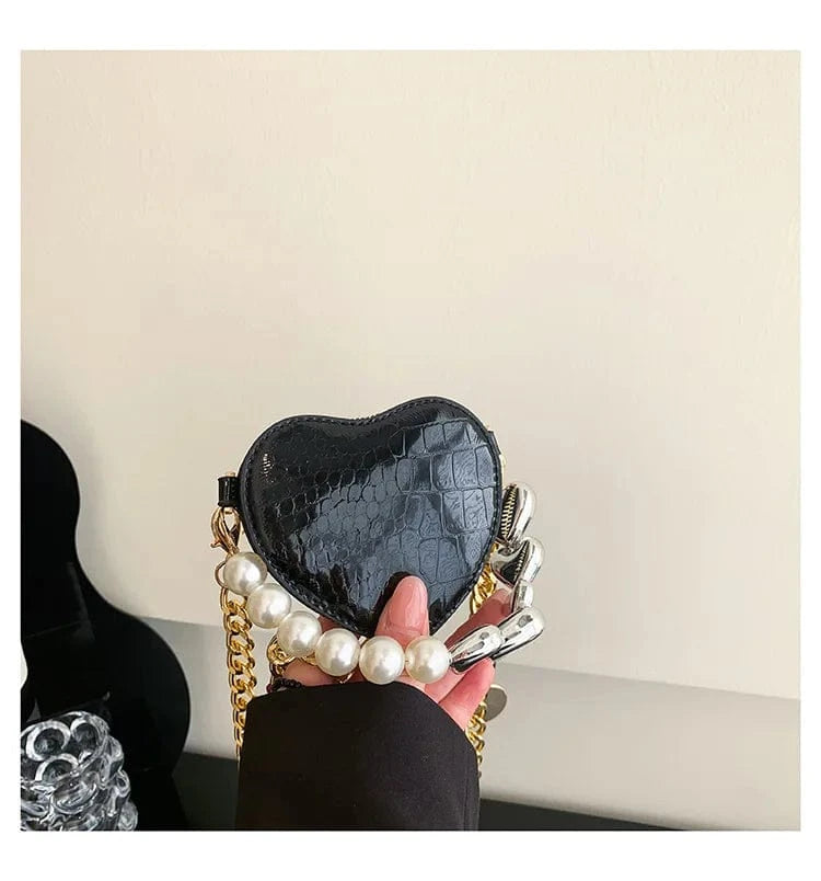 Black Ready to ship 2024 fashion boutique heart shape hot selling mini handbags womens bags