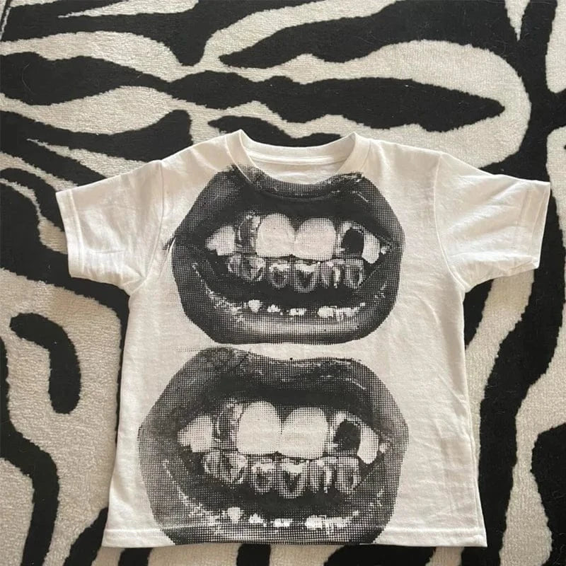 Bomblook C117TP 2024 Spring Lip Print T Shirt Y2K Crop Top Women Streetwear Ladies Casual Tees Customized OEM ODM Top