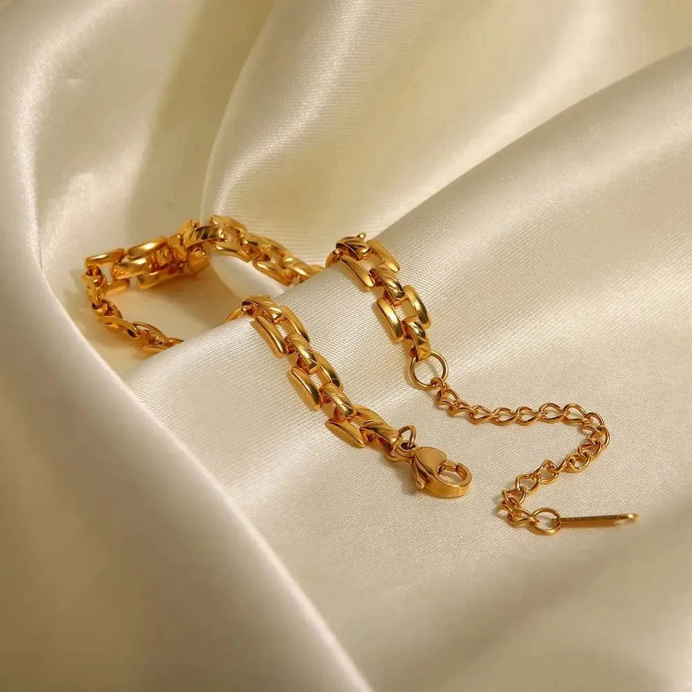 BR1014 / Picture / BR1014 BR1014 INS 18k Gold Plated Stainless Steel Jewelry Party Gift Geometric Wide Belt Bracelet for Girls
