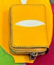 Card Holder Stingray Pearl Leather Elegant Minimalist Style - SN Wigs & More