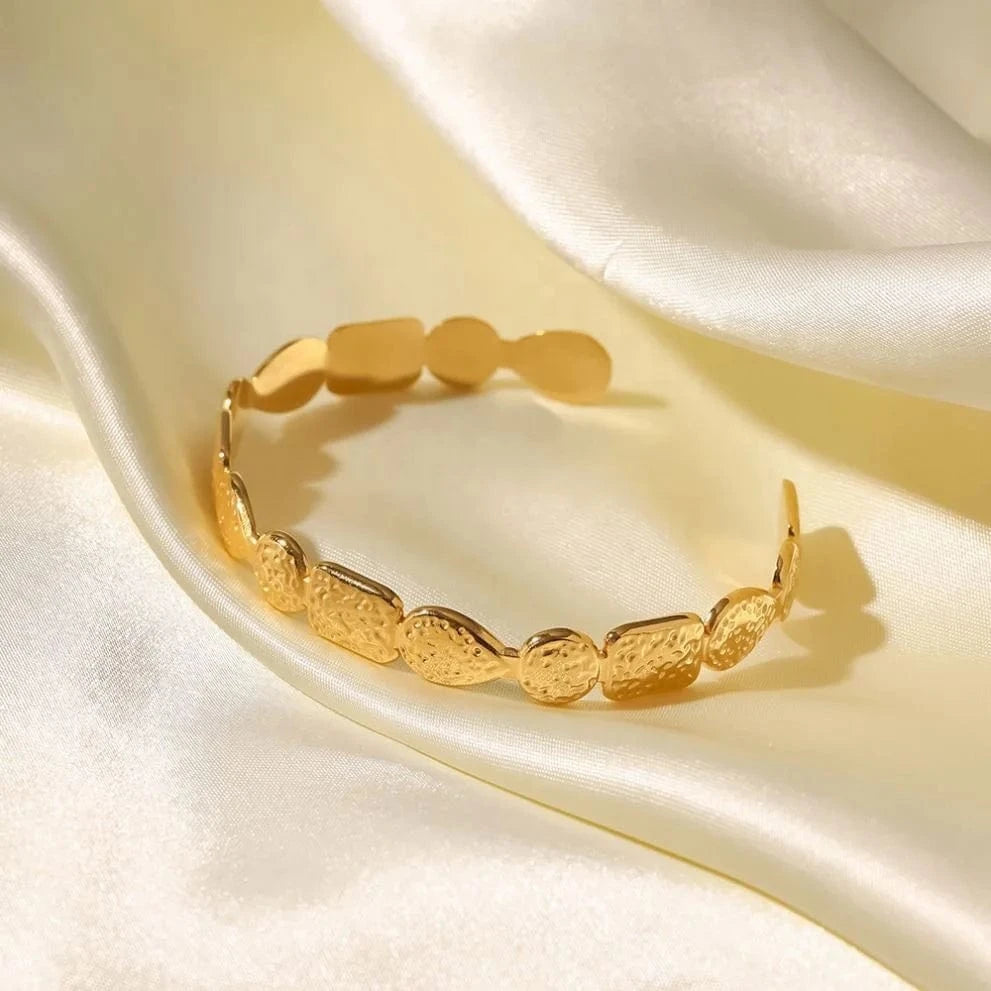 Casual / BG921 BG921 18k Gold Plated Stainless Steel Bracelet Jewelry Open Volcano Pattern Irregular Geometric Bangles