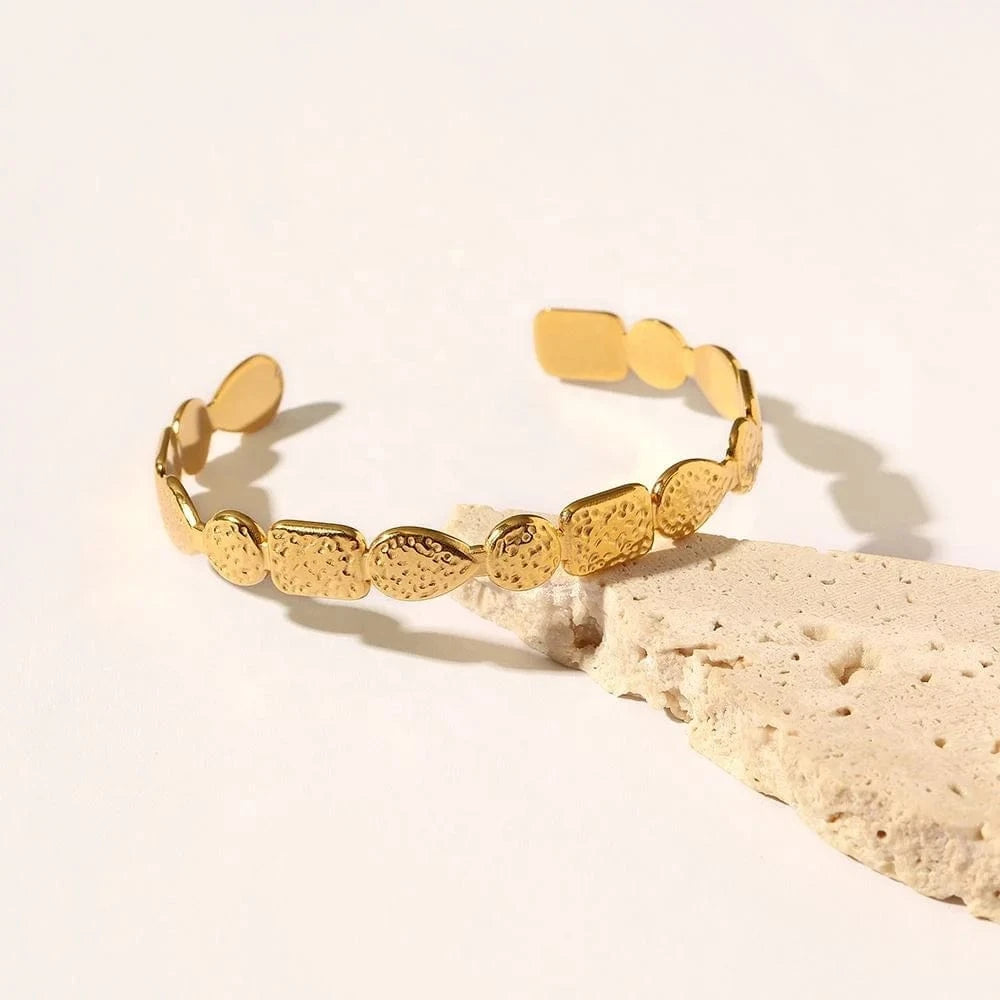 Casual / BG921 BG921 18k Gold Plated Stainless Steel Bracelet Jewelry Open Volcano Pattern Irregular Geometric Bangles
