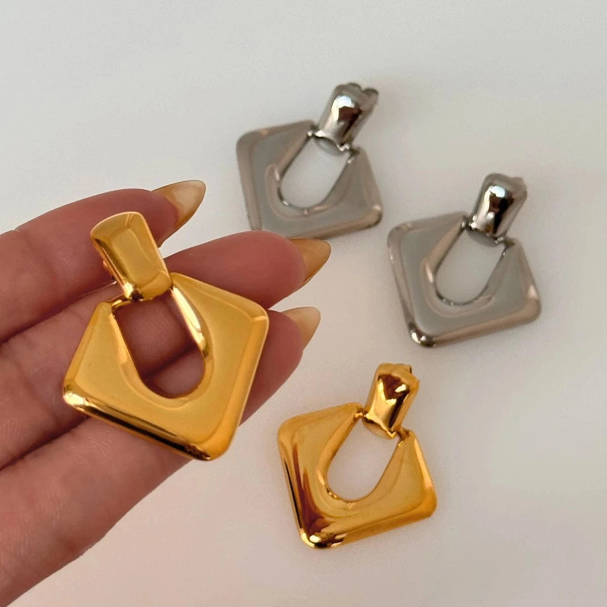 Chic bold hypoallergenic earring pvd gold plated titanium steel waterproof statement geometric stud earrings for women