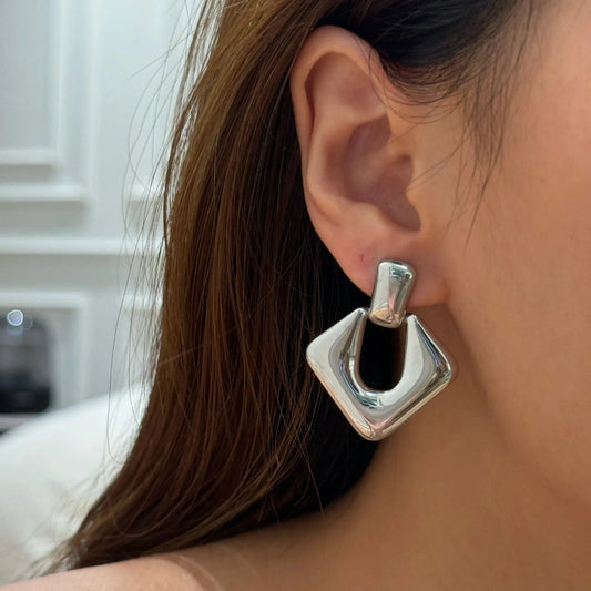 Chic bold hypoallergenic earring pvd gold plated titanium steel waterproof statement geometric stud earrings for women