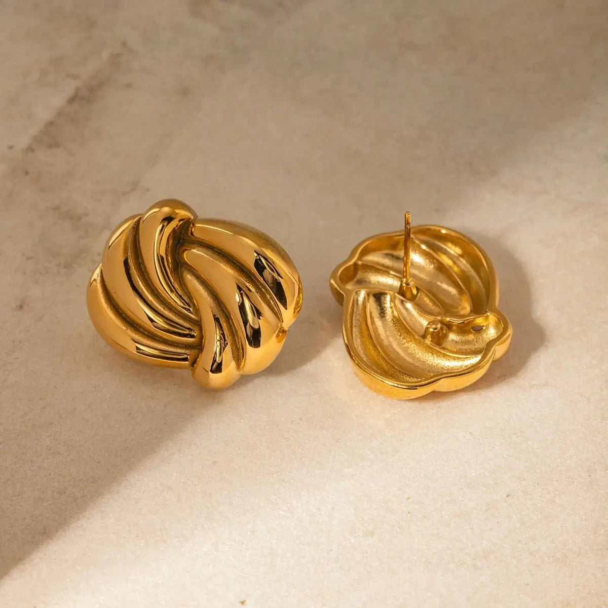 Chunky / E2901 E2901 Fashion Stud 18K PVD Gold Stainless Steel Jewelry Chunky Stud Texture Wave Earring Women Daily